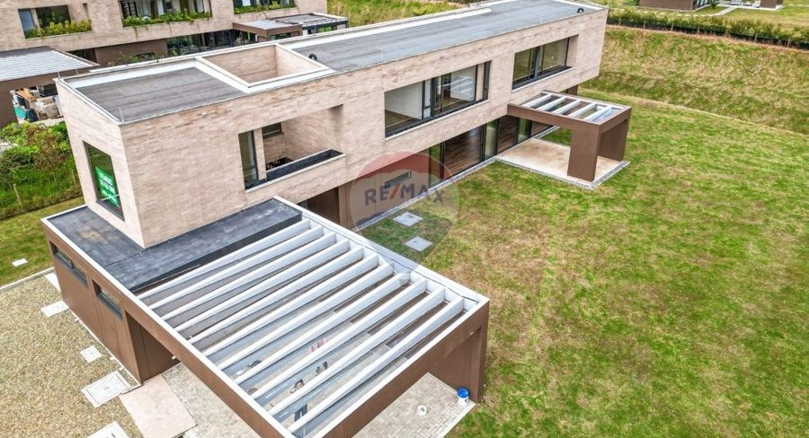 Luxury House for Sale in Alto de Las Palmas, Envigado